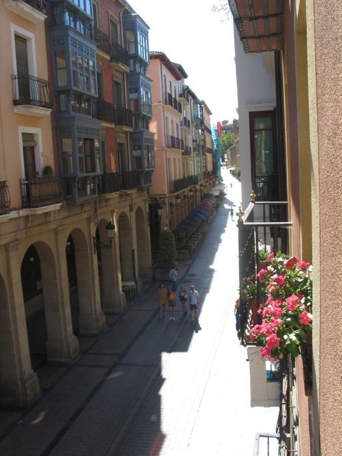 Apartamento Corazon De Portales Logrono Exterior photo